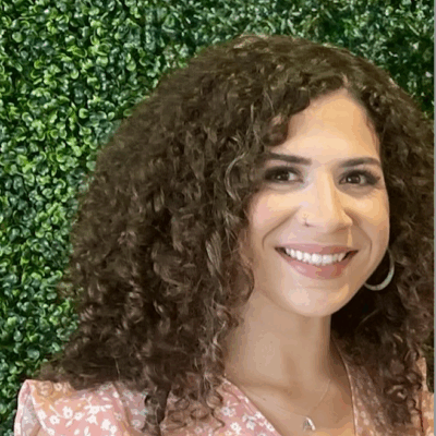 Alexandra Layton headshot